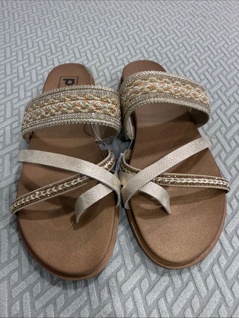 Pop Adalia Women’s Comfort Fit  Footbed Tan and Gold Stylish Sandals Size 8M